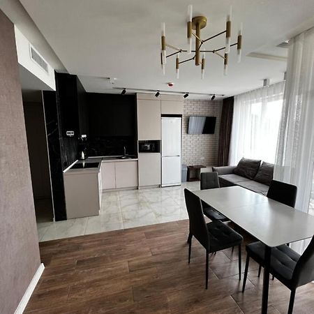 Апартаменти Sunvi В Жк Сонячний Квартал Golubinoye Buitenkant foto