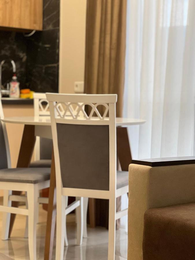 Апартаменти Sunvi В Жк Сонячний Квартал Golubinoye Buitenkant foto